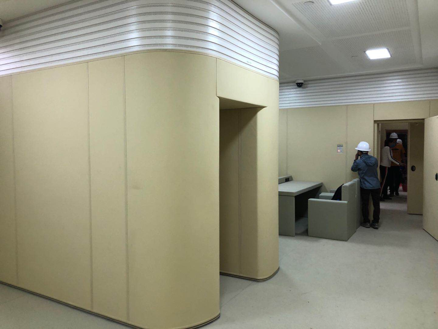 公檢法防撞桌椅材料有哪些功能
